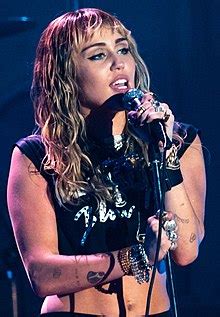 miley cyrus en|miley cyrus wikipedia.